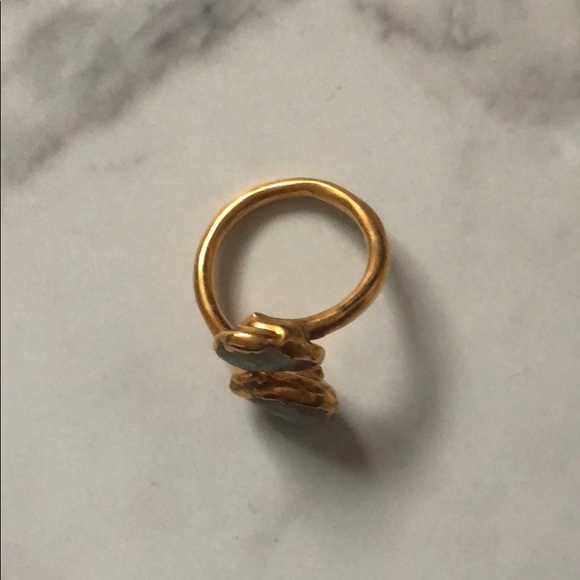 Ring - Picture 2 of 4